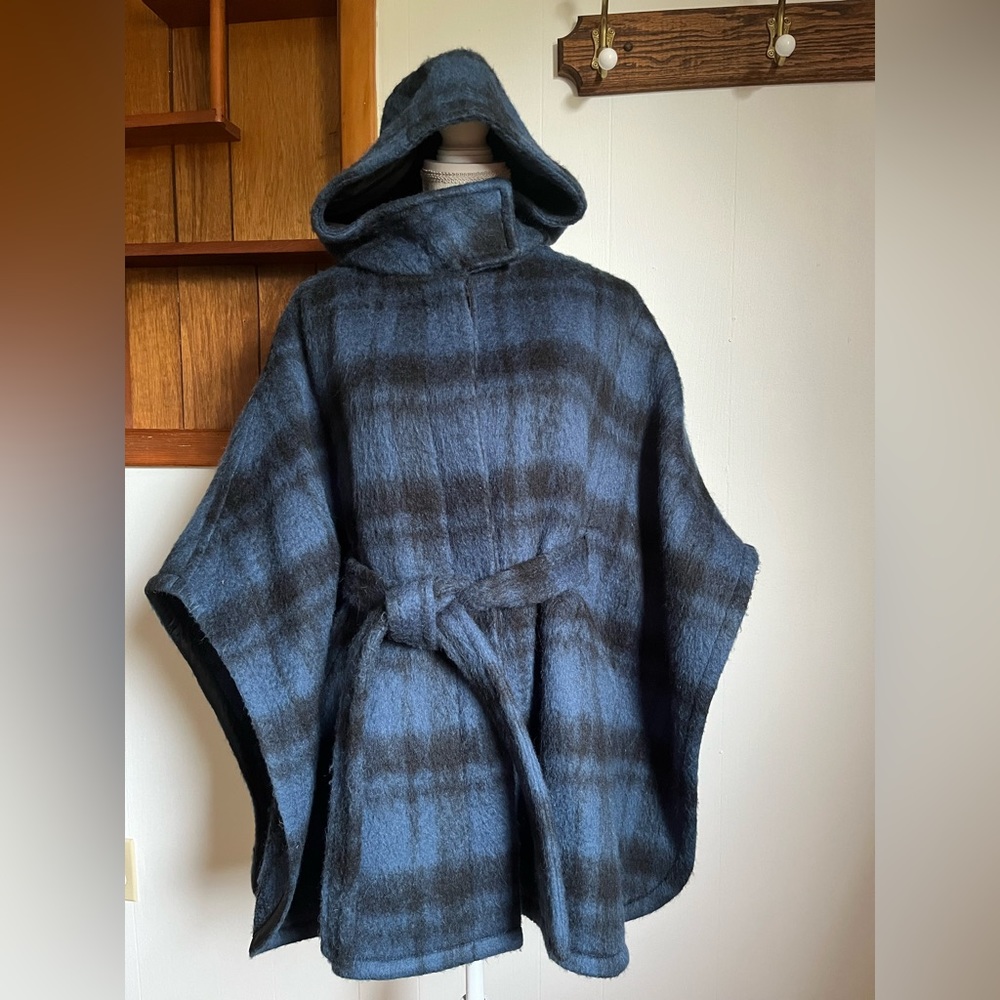 COACH Wool Blend Plaid Cape XS/S Hooded w/ Pockets & Leather Trim
